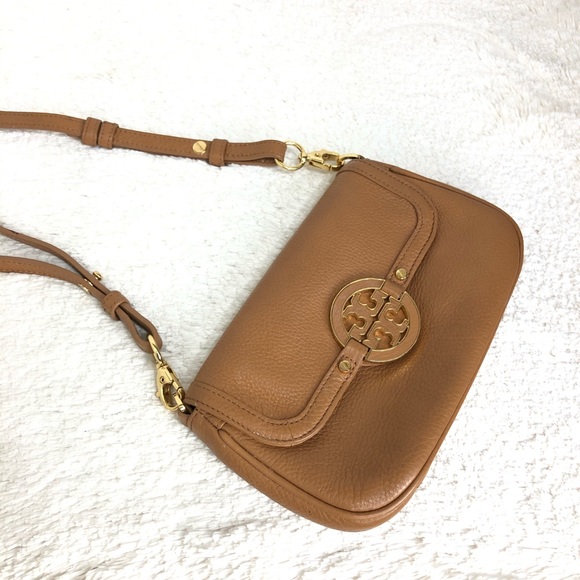 Tory Burch Handbags - 🌸OFFERS?🌸Tory Burch Leather Brown Crossbody